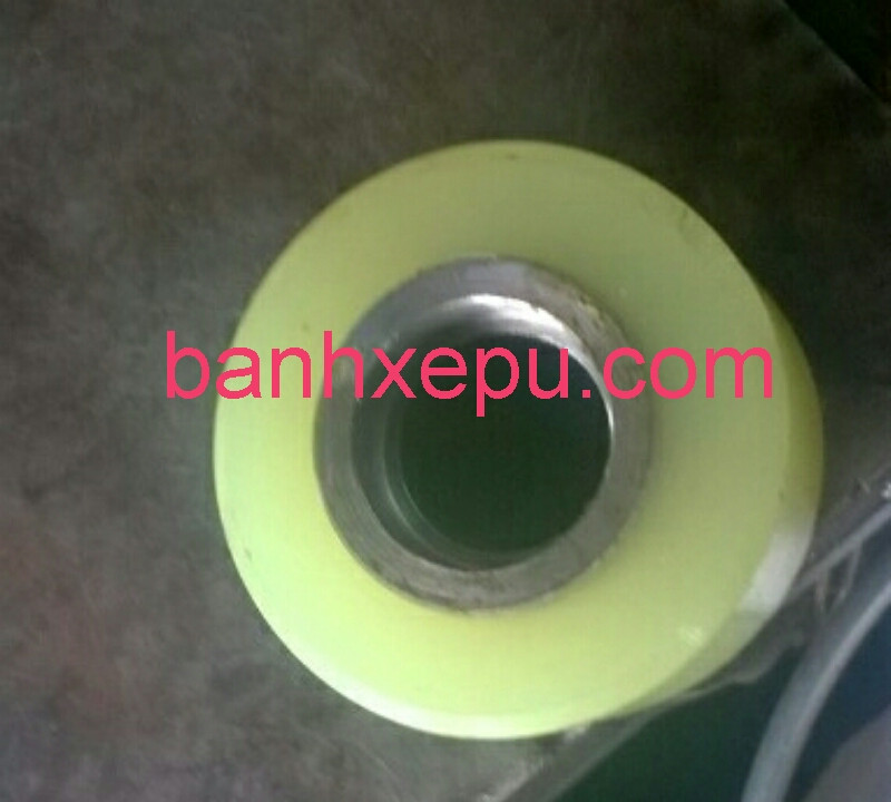 Thay bánh xe nâng điện Nichiyu 330x145