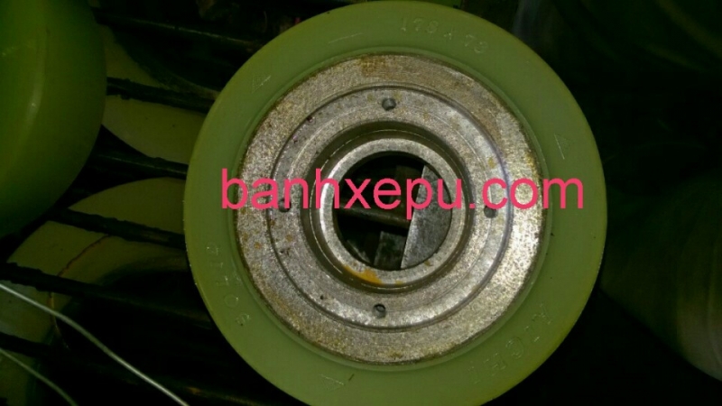 XE NÂNG TCM Bánh cân bằng xe nâng điên pu